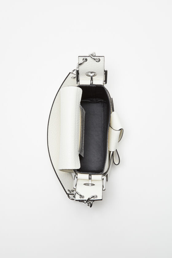 (image for) Unbeatable Musubi shoulder bag